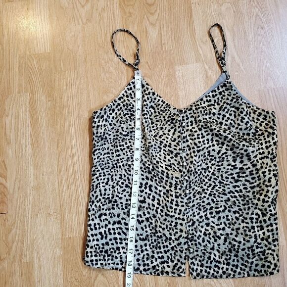 Cupcakes and Cashmere Jordane Leopard Print Cami - Picture 10 of 13